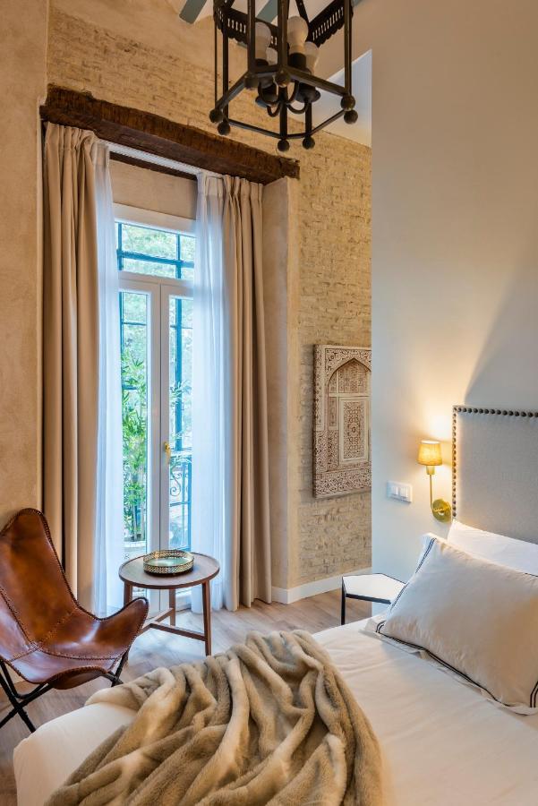 Casa Sevilla 1855 Suites By Epoca Bagian luar foto