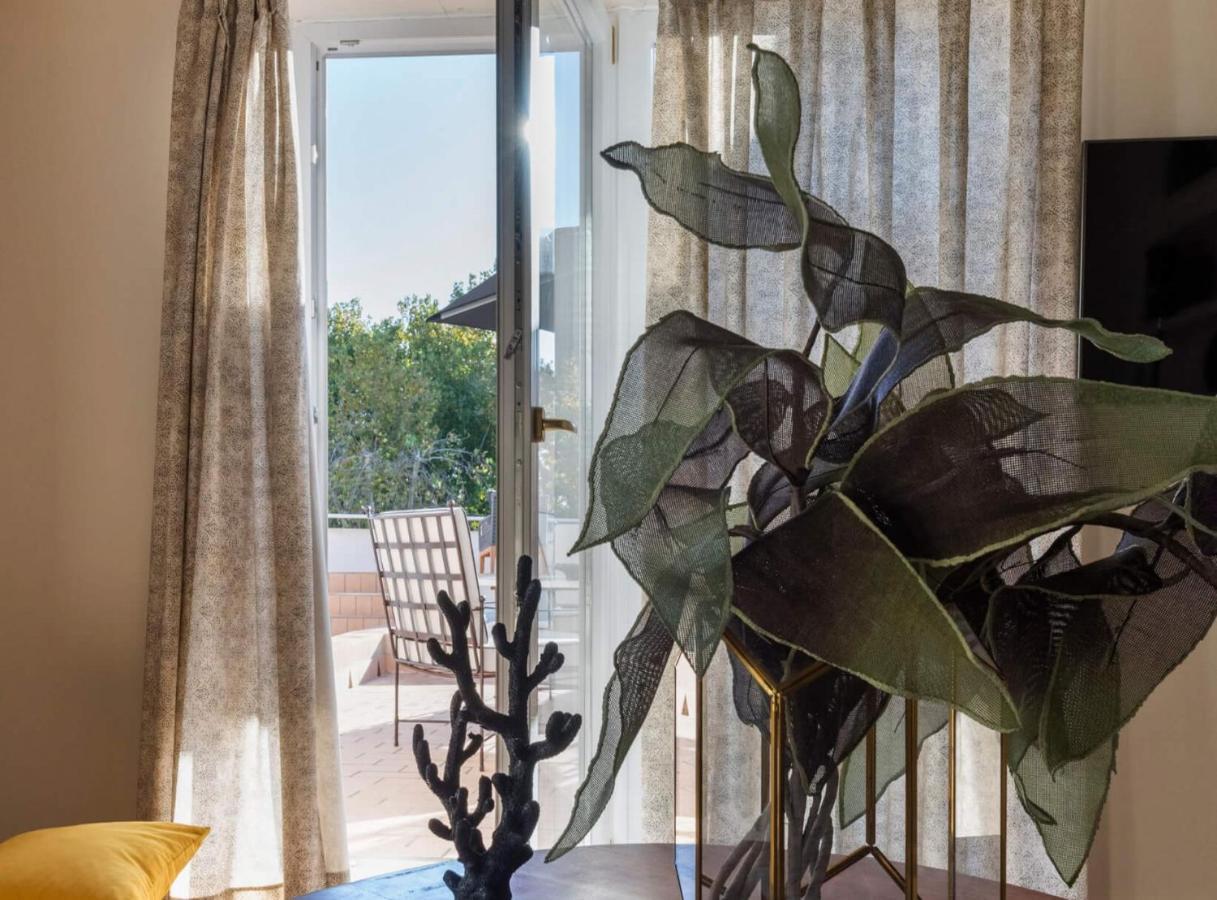 Casa Sevilla 1855 Suites By Epoca Bagian luar foto