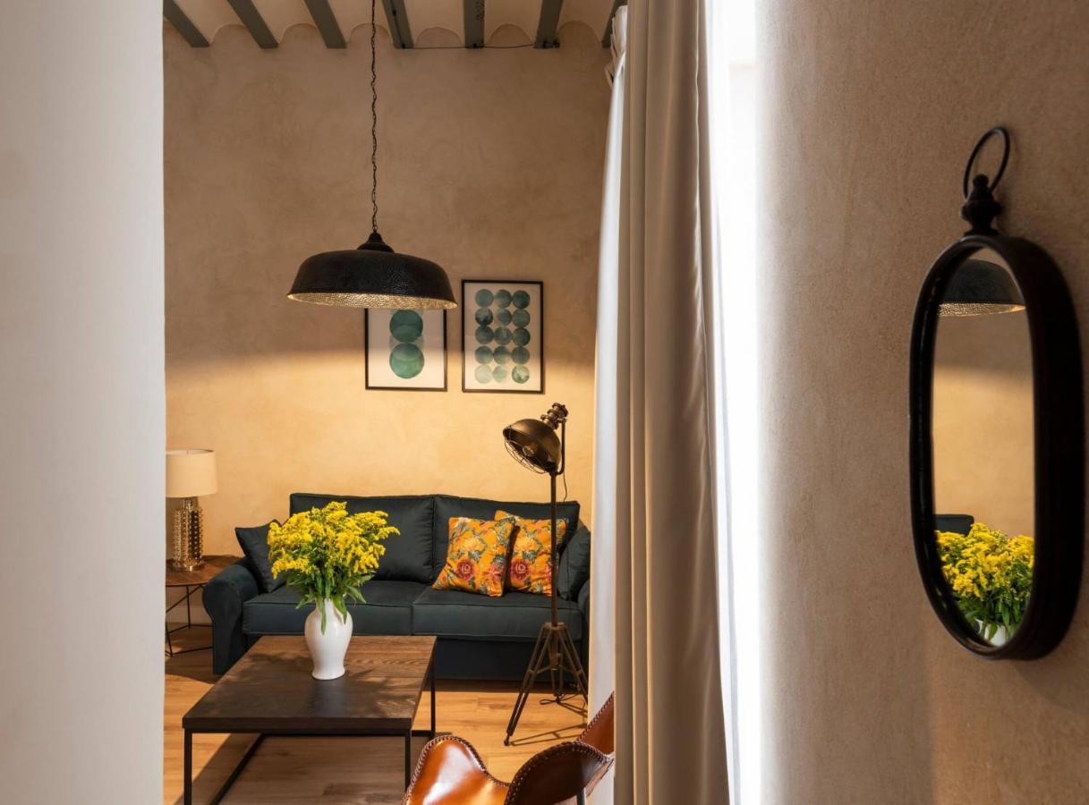 Casa Sevilla 1855 Suites By Epoca Bagian luar foto
